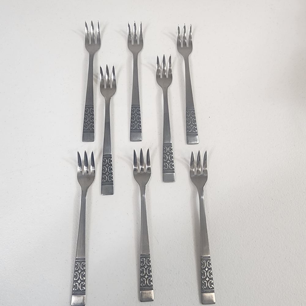 Roger Stainless Japan Casa Vista Cocktail Forks Set Of 8